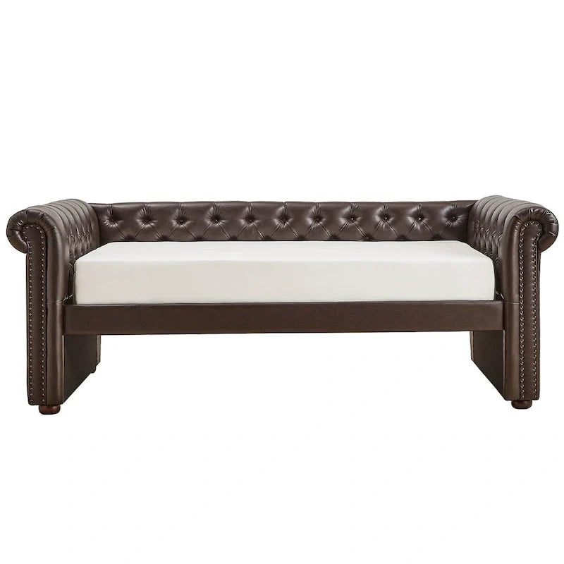 Chesterfield Daybed with Trundle